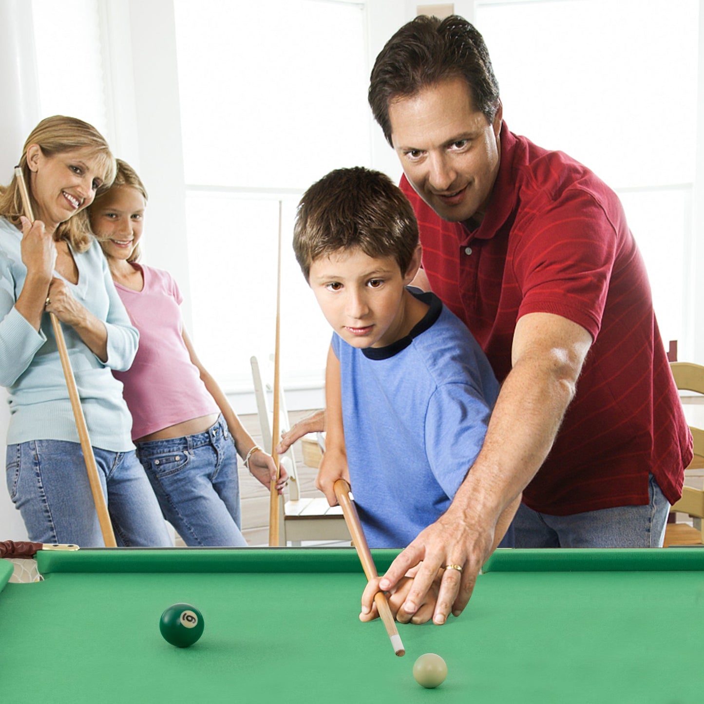 47 Inch Folding Billiard Table with Cues and Brush Chalk -Green