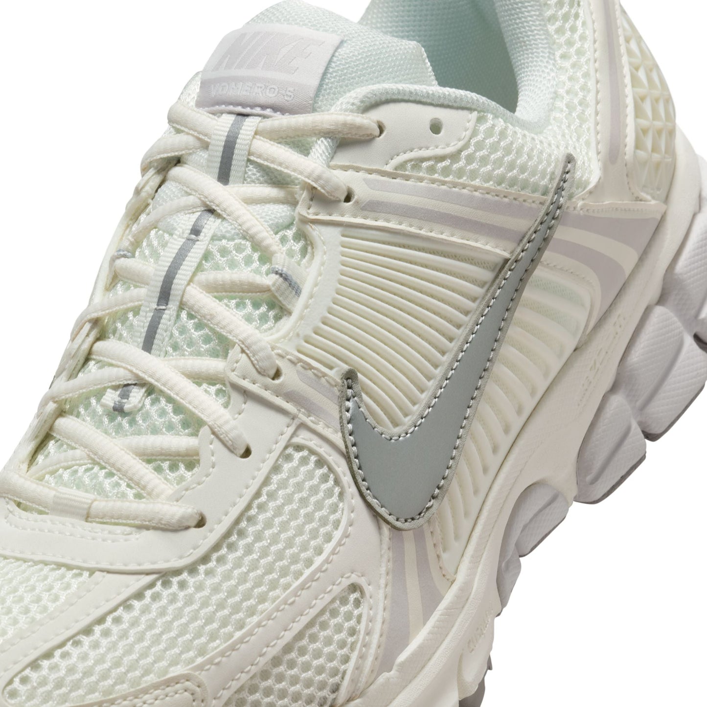 Men's Nike Zoom Vomero 5 - "Sail Vast"