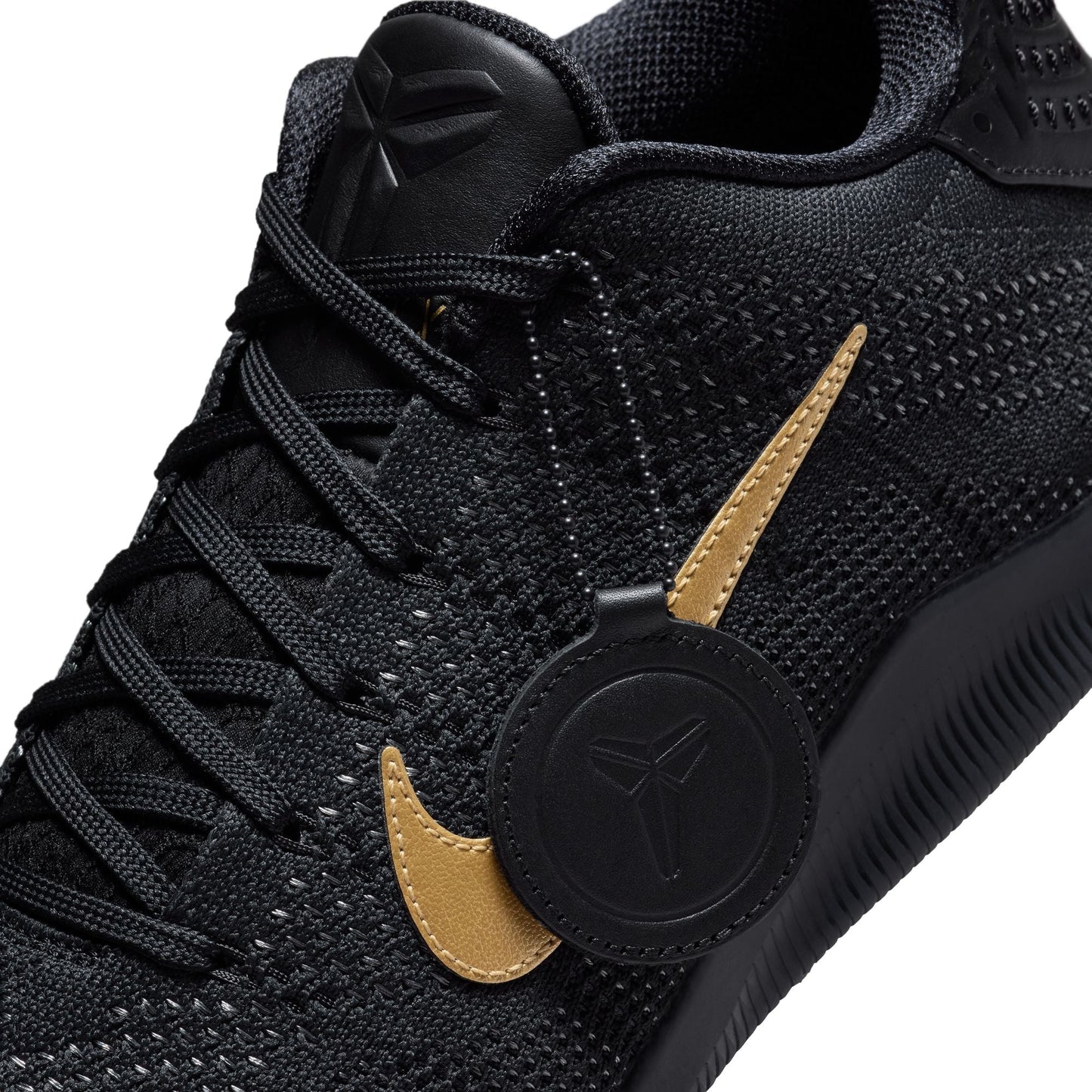 Men's Nike Kobe XI Elite Protro - "Black and Metallic Gold"