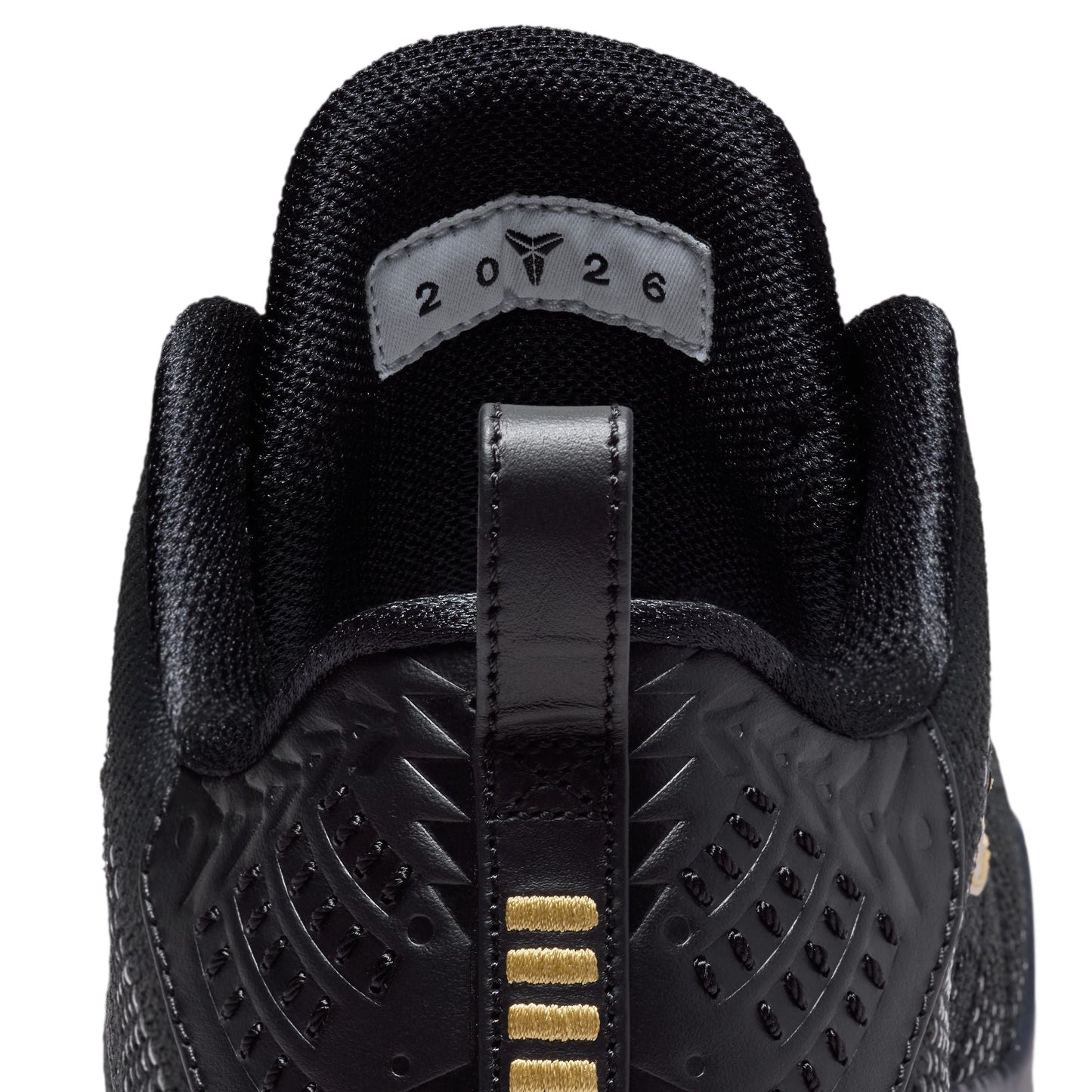 Men's Nike Kobe XI Elite Protro - "Black and Metallic Gold"