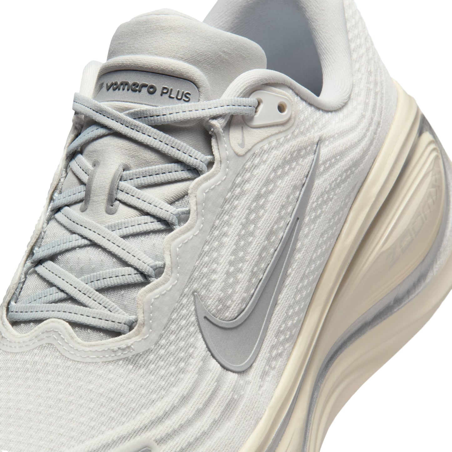 Men's Nike Vomero Plus - "Platinum Tint"